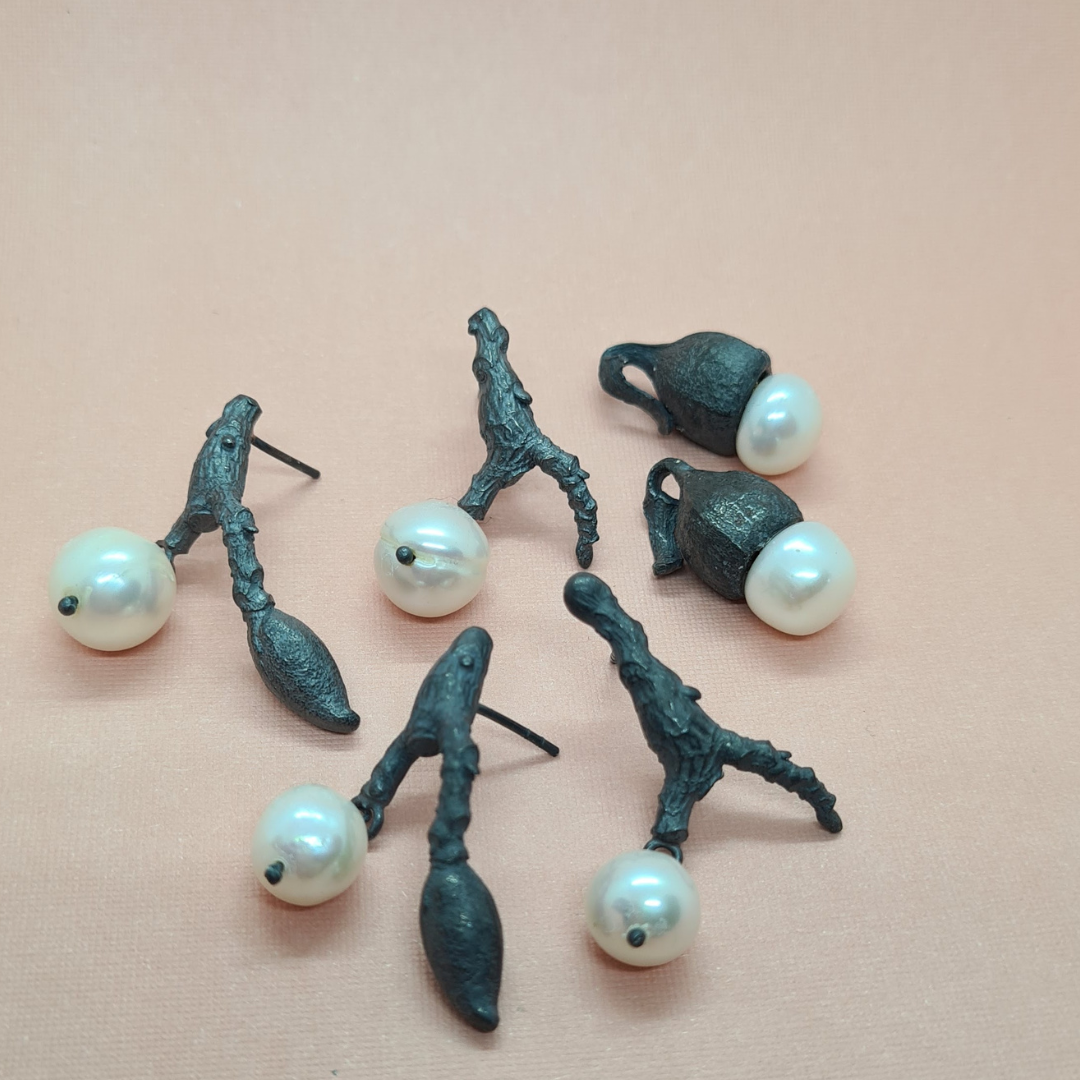 Magnolia pearl earrings